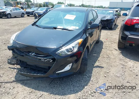 2015 Hyundai Elantra Gt z USA, uszkodzony, nr VIN KMHD35LH2FU242583